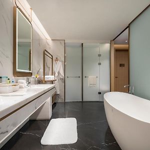 Premier Twin Room